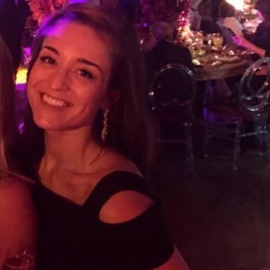 Meet your Posher, Adrianna